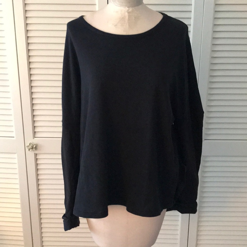 Silent Clothing Co. black top